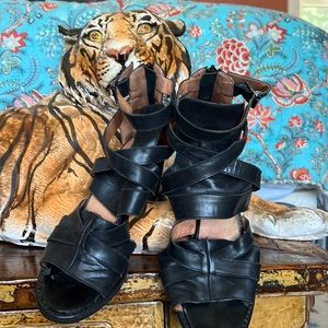 Jeffrey Campbell Free People Black Leather Sandals -size 8